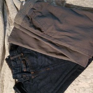 Old Navy slim tapered leg +straight leg jeans size 8